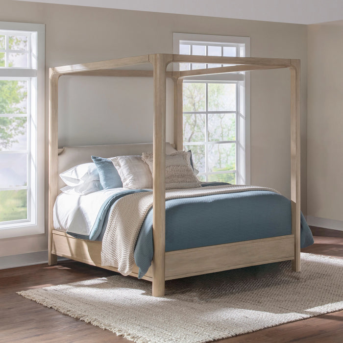Solano Canopy Bed