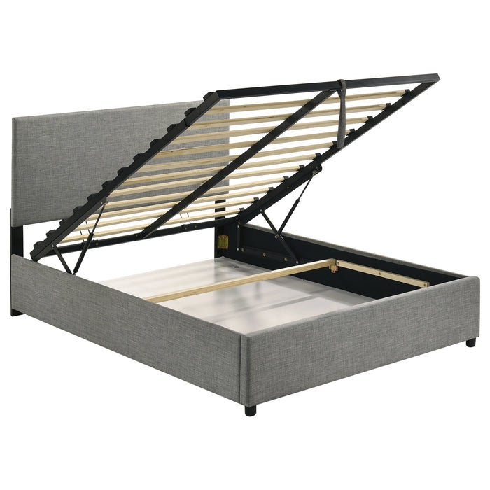 Reeves Queen Bed