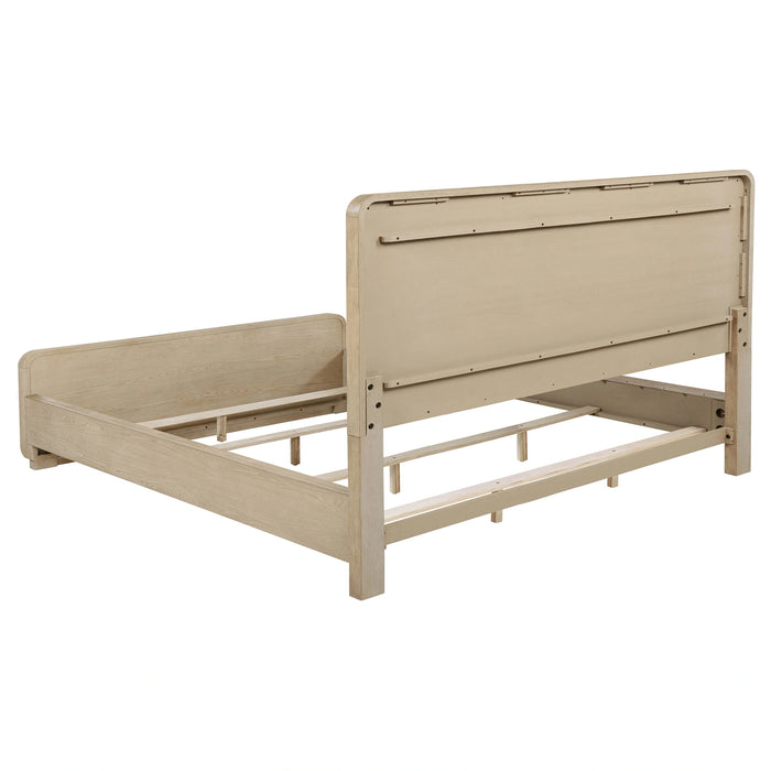 Ladera Panel Bed