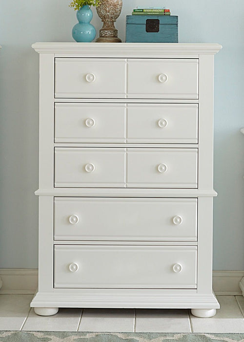 Liberty Furniture Summer House 5 Drawer Chest in Oyster White
