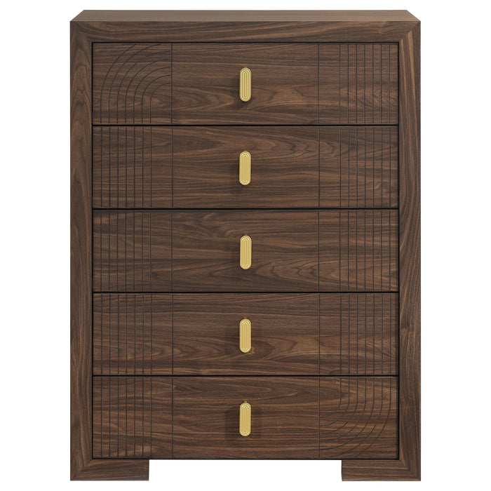 Etienne Chest