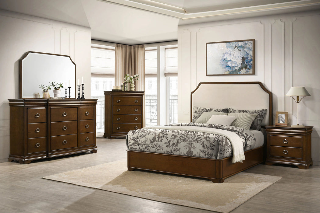 Garland Dresser