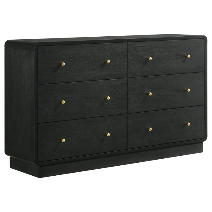 Cavelle Dresser