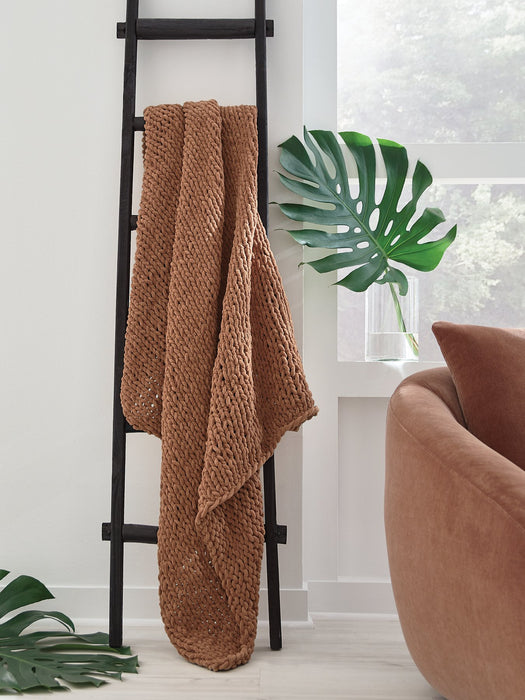 Chaddon Throw - Furniture Warehouse Direct (Victoria, TX)