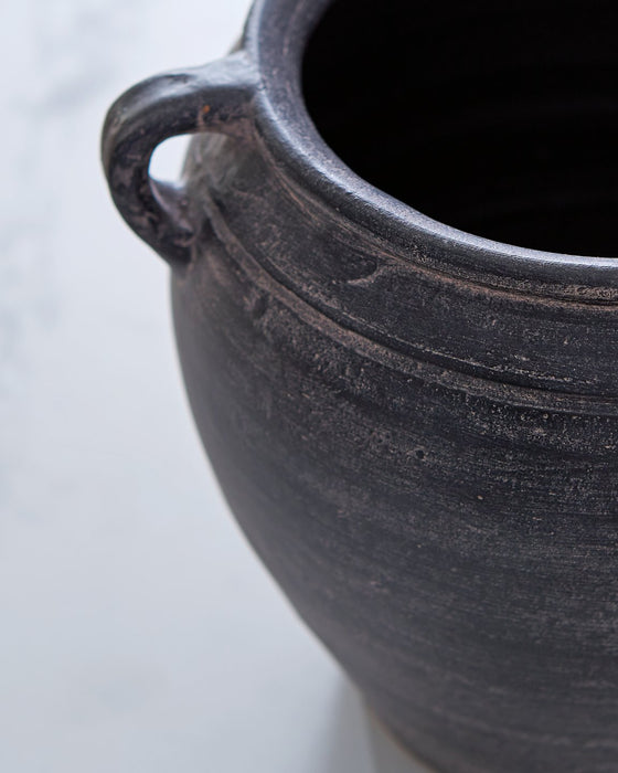 Meadie Vase - Furniture Warehouse Direct (Victoria, TX)