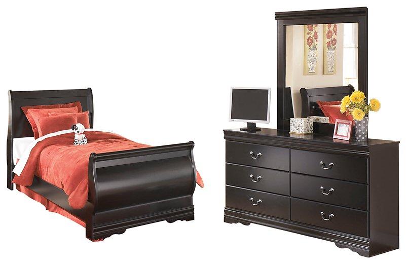 Huey Vineyard Bedroom Set - Furniture Warehouse Direct (Victoria, TX)