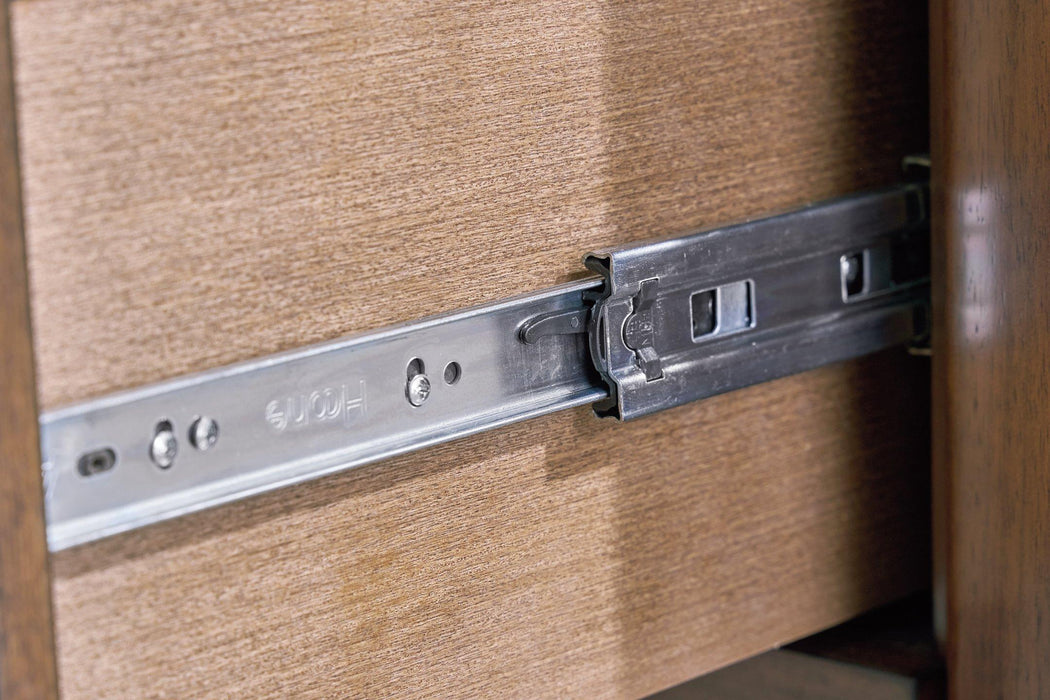 Lyncott Bedroom Set - Furniture Warehouse Direct (Victoria, TX)