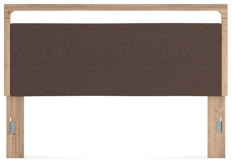 Kinlanni Upholstered Bed - Furniture Warehouse Direct (Victoria, TX)