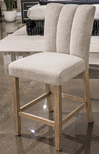 Larawyn Counter Height Barstool - Furniture Warehouse Direct (Victoria, TX)