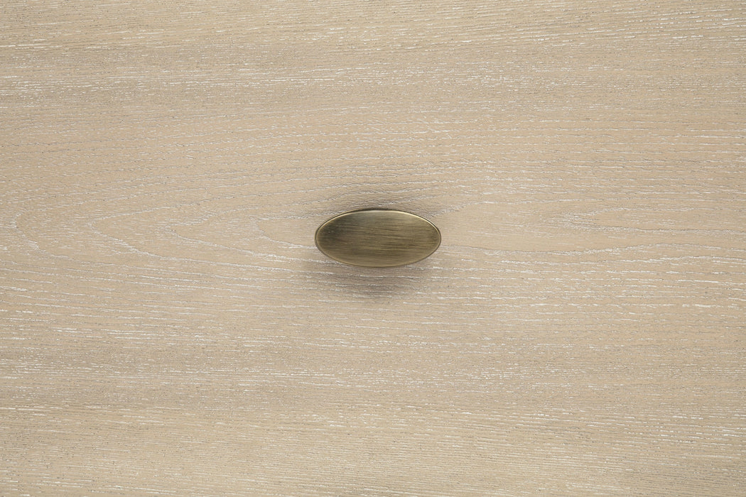 Lucaire Chest