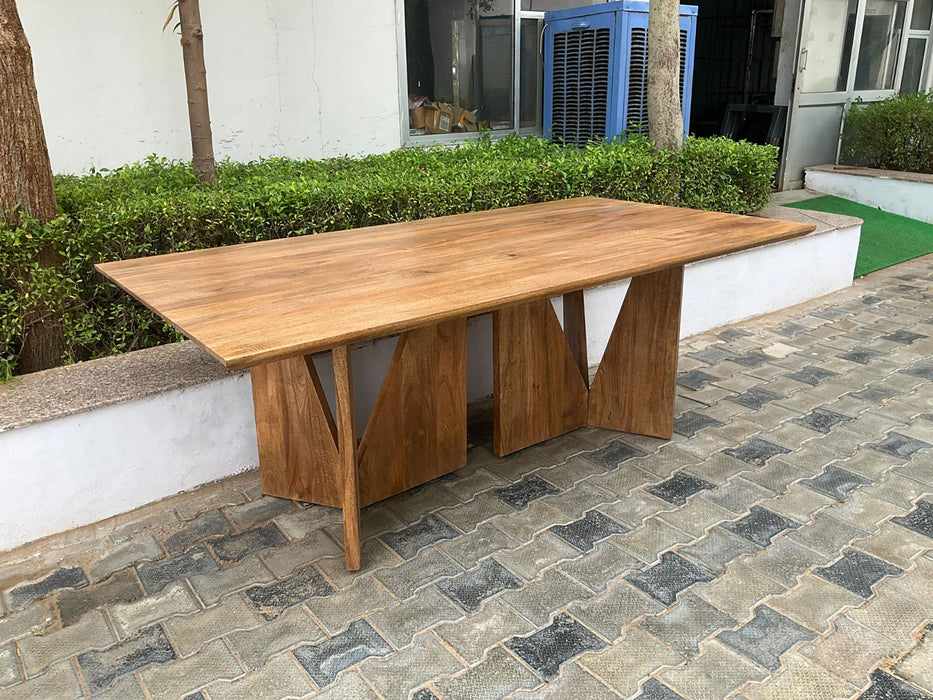 Sosa Dining Table