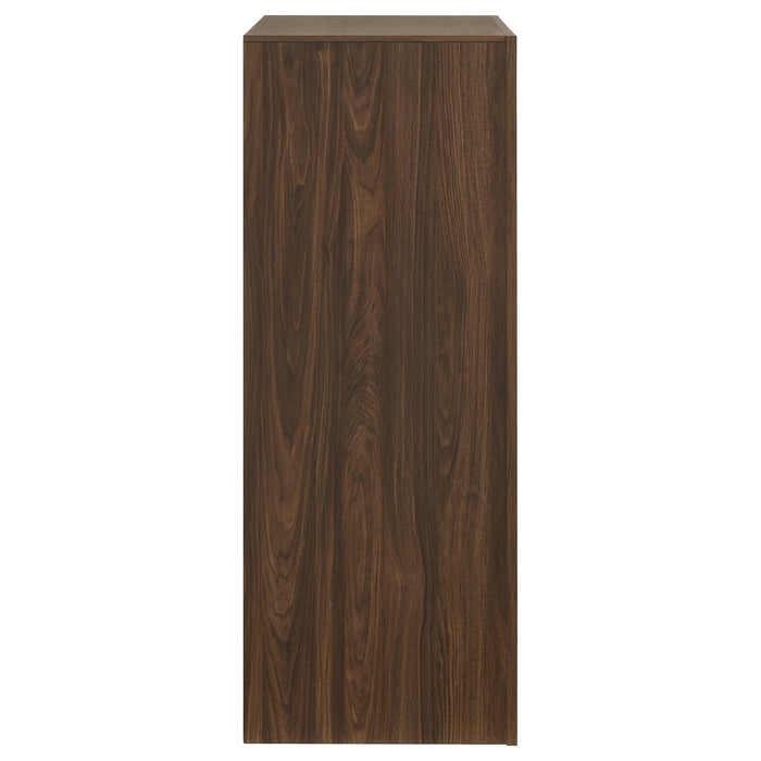 Etienne Chest
