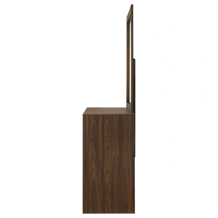 Etienne Dresser With Mirror