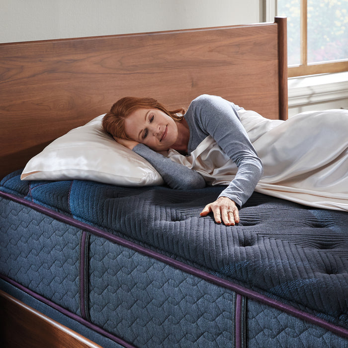 Beautyrest World Class Level Three Medium Firm Mattress
